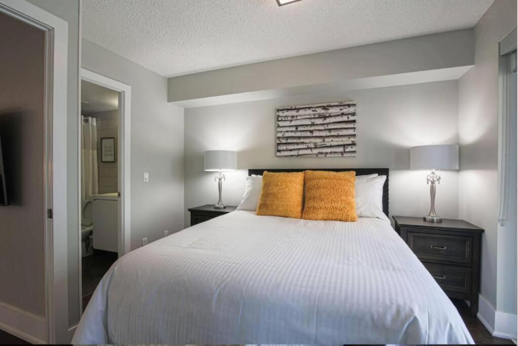 Skyline Suites - Walk To Mtcc, Acc, Rogers Centre & Entertainment District Toronto Exteriér fotografie