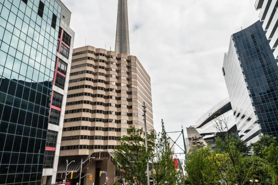 Skyline Suites - Walk To Mtcc, Acc, Rogers Centre & Entertainment District Toronto Exteriér fotografie