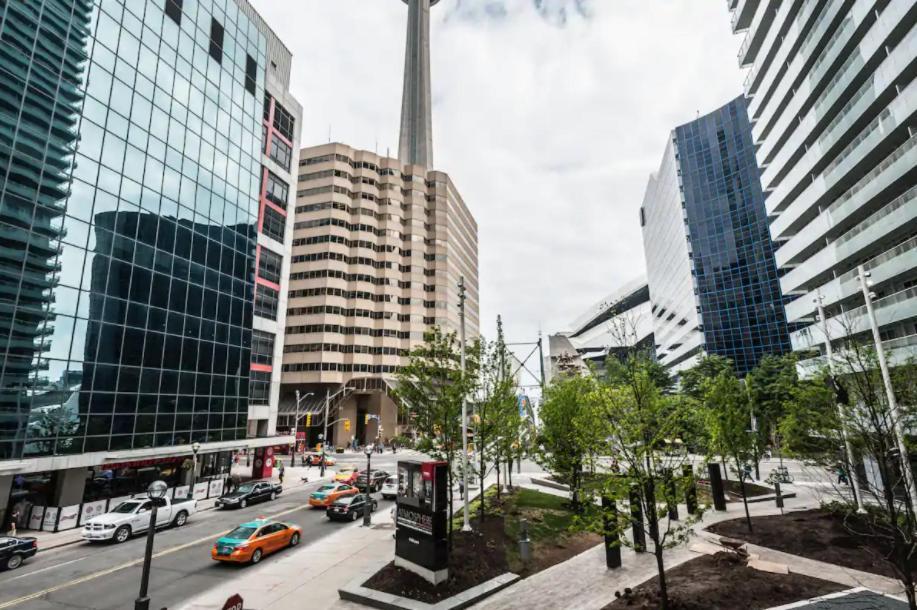 Skyline Suites - Walk To Mtcc, Acc, Rogers Centre & Entertainment District Toronto Exteriér fotografie