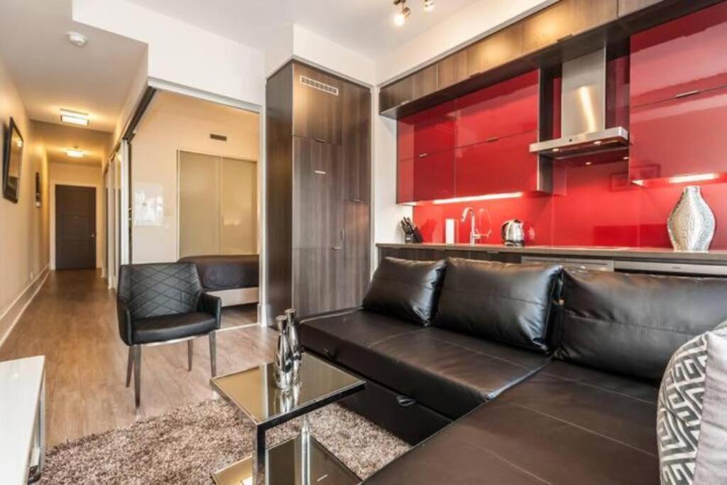 Skyline Suites - Walk To Mtcc, Acc, Rogers Centre & Entertainment District Toronto Exteriér fotografie