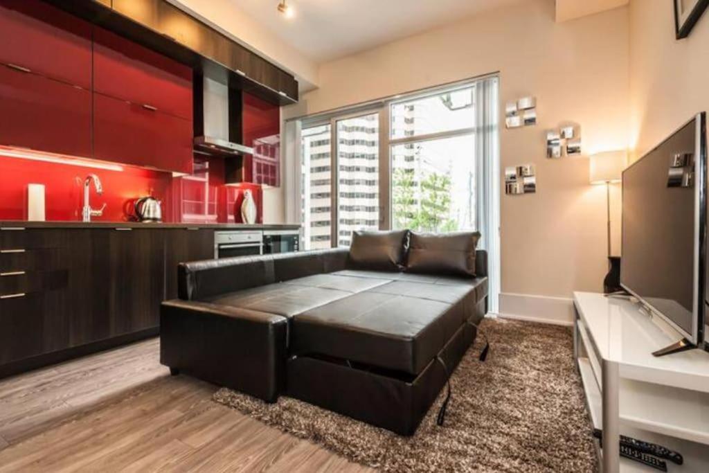 Skyline Suites - Walk To Mtcc, Acc, Rogers Centre & Entertainment District Toronto Exteriér fotografie